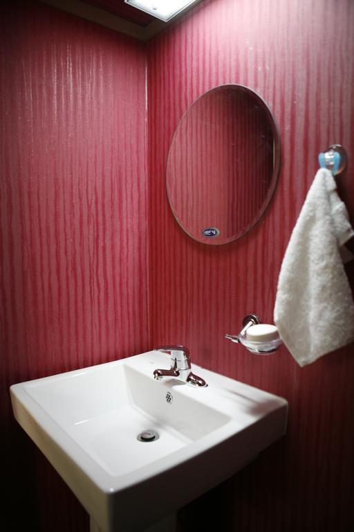 Birdsnest Hongdae Foreigner Only Asrama Seoul