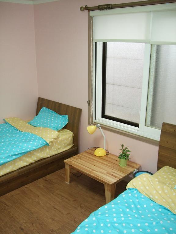 Birdsnest Hongdae Foreigner Only Asrama Seoul