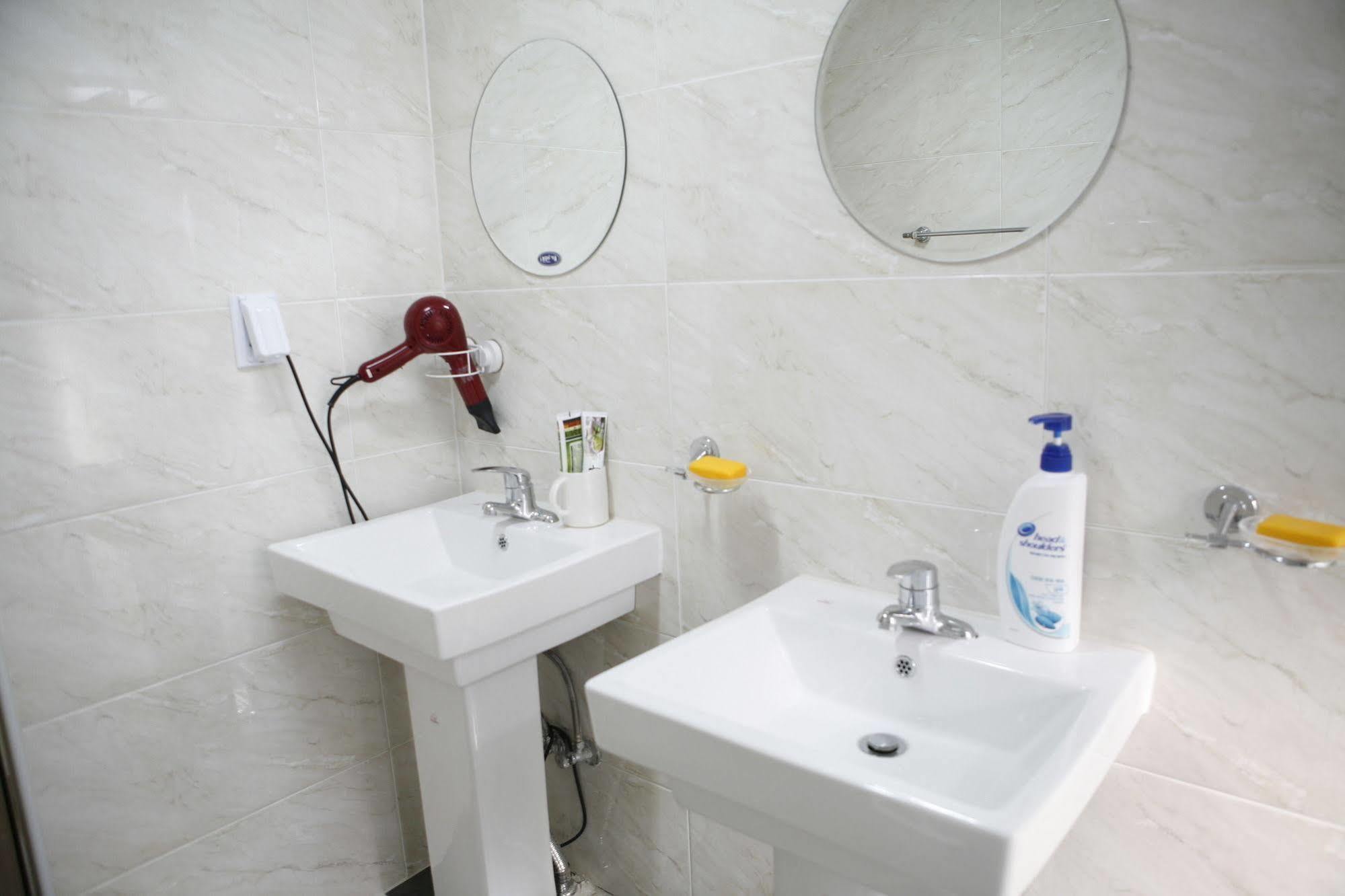Birdsnest Hongdae Foreigner Only Asrama Seoul