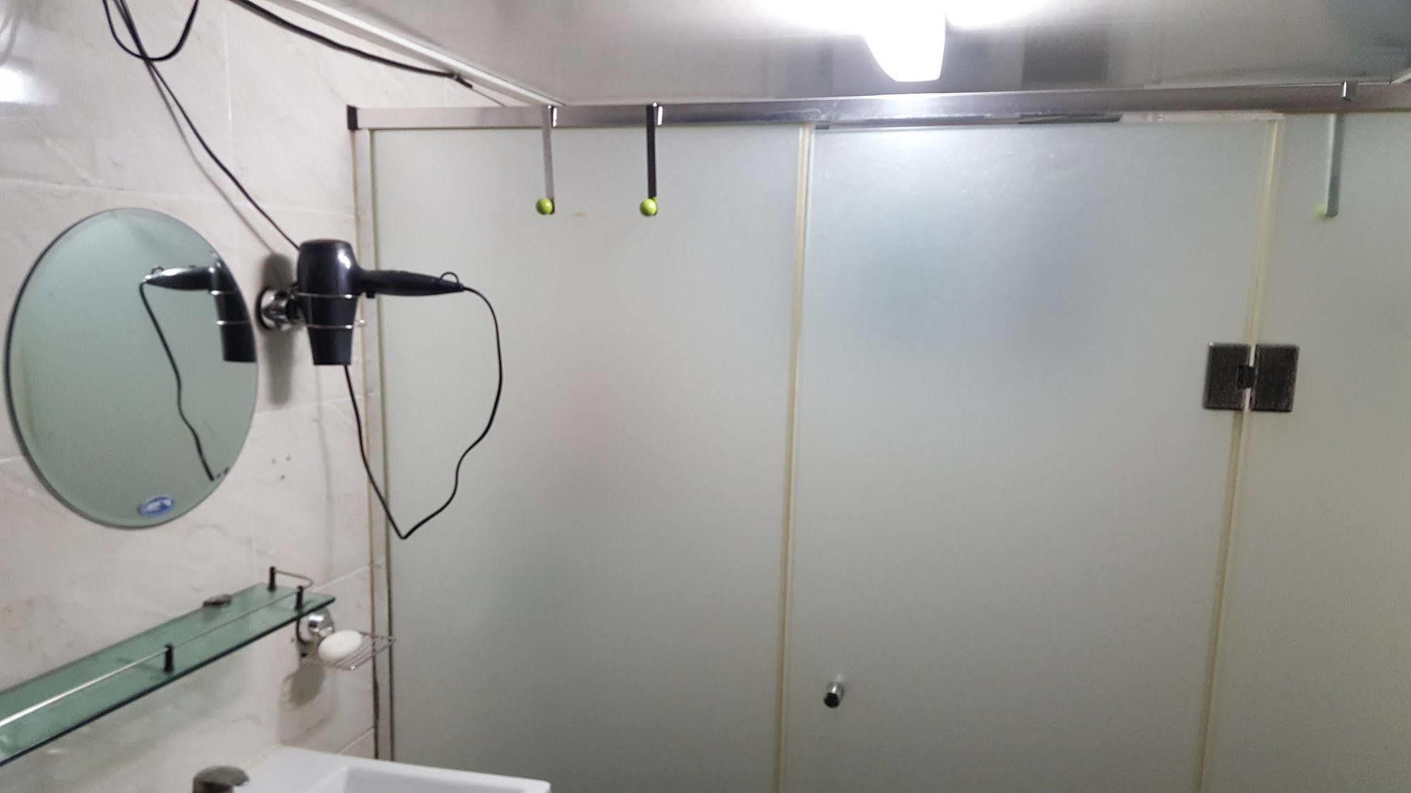 Birdsnest Hongdae Foreigner Only Asrama *